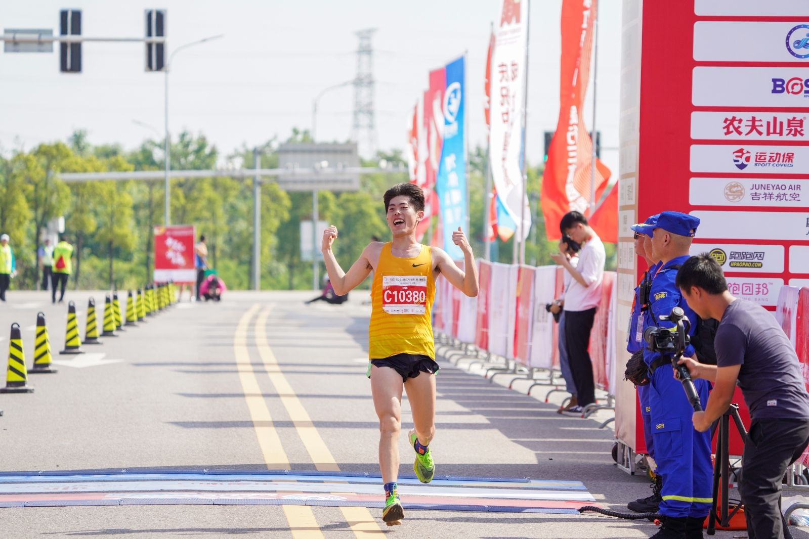 湖南FUN88体育管理有限公司